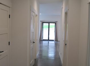 212 SW 129th St #B, Seattle, WA 98146