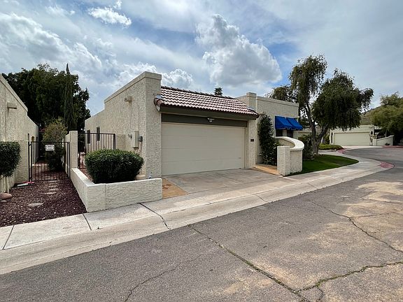 3rd image of 4617 E Desert Dr