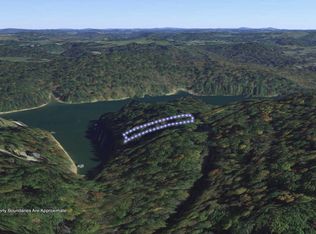 S Shorewood Ln, Caryville, TN 37714