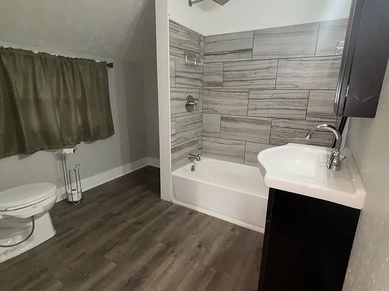 725 Shelley Pkwy — Photo 13