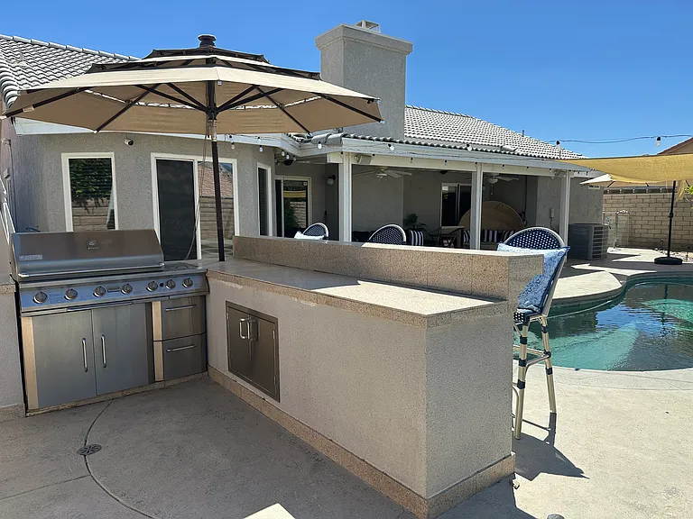 Irwin Cir — Photo 6
