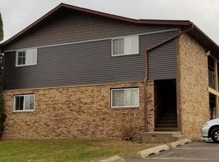 1143 Sunset Ln #3, Altoona, WI 54720