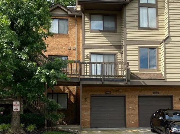 1204 Augusta Cir, Mount Laurel, NJ 08054