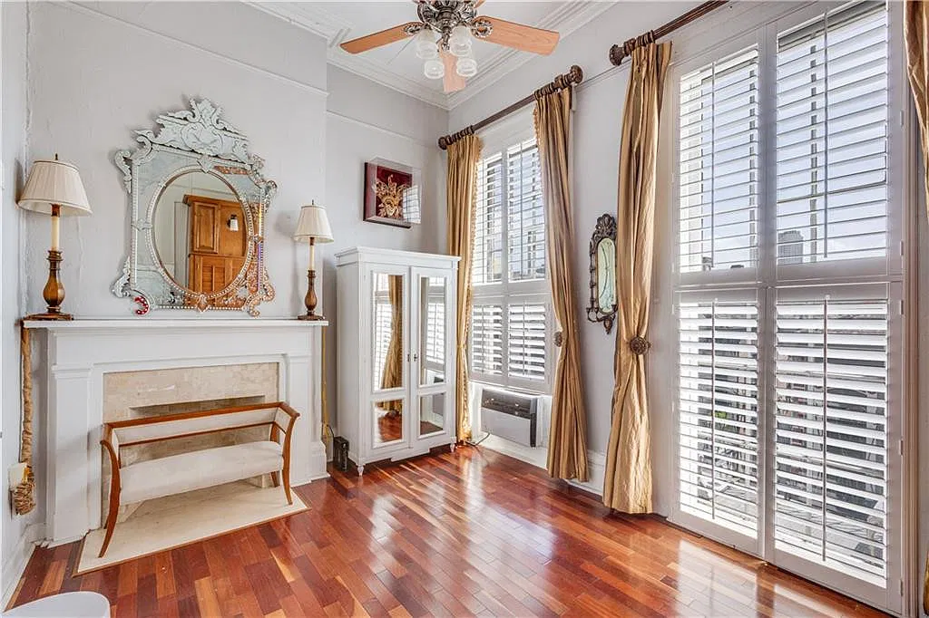 929 Dumaine St — Photo 2