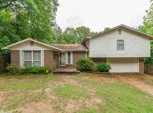9 Lita Ln, Little Rock, AR 72206