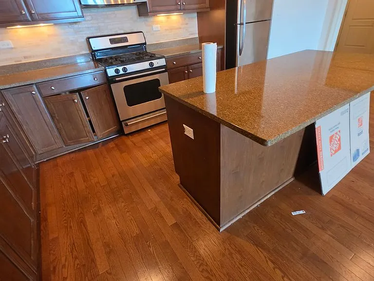 2811 N Bell Ave — Photo 4
