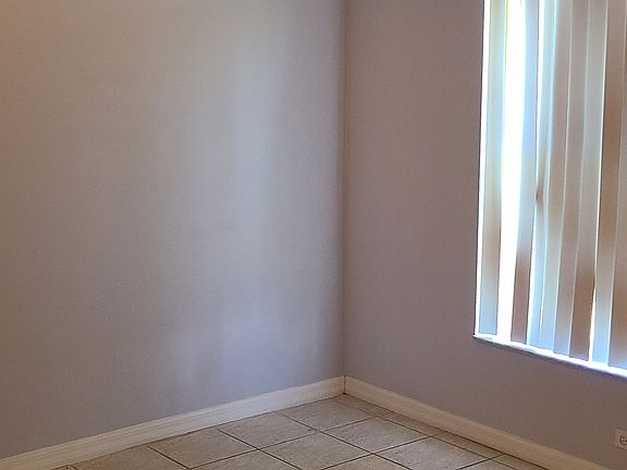 5th image of 814 W Orange St #814