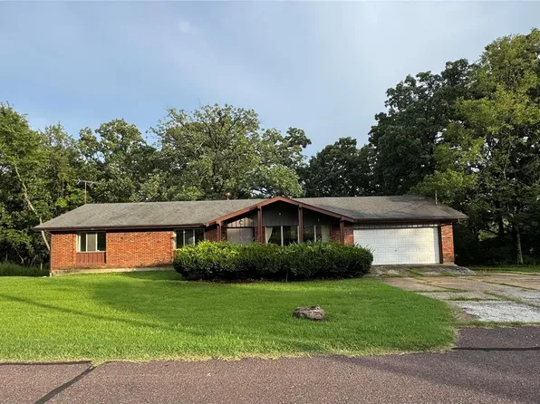 1438 Valley View Dr, Arnold, MO 63010