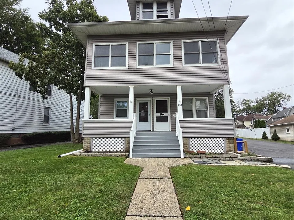 454 Central Ave #2