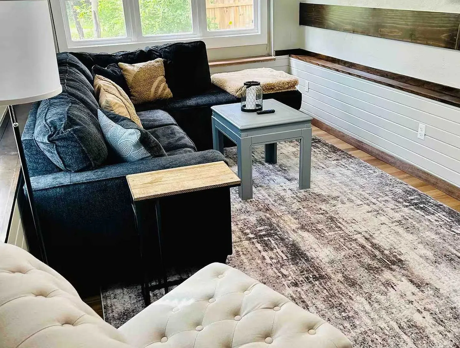 2 bed, 1.0 bath, $3,941 — Photo 1