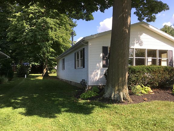 5th image of 10482 Seminole Shore Dr