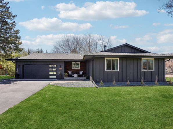 17725 26th Ave N, Plymouth, MN 55447
