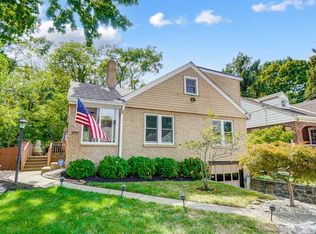 3447 Oak View Pl, Cincinnati, OH 45209