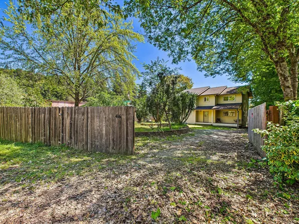 416 Birdie Ln, Redway, CA 95560