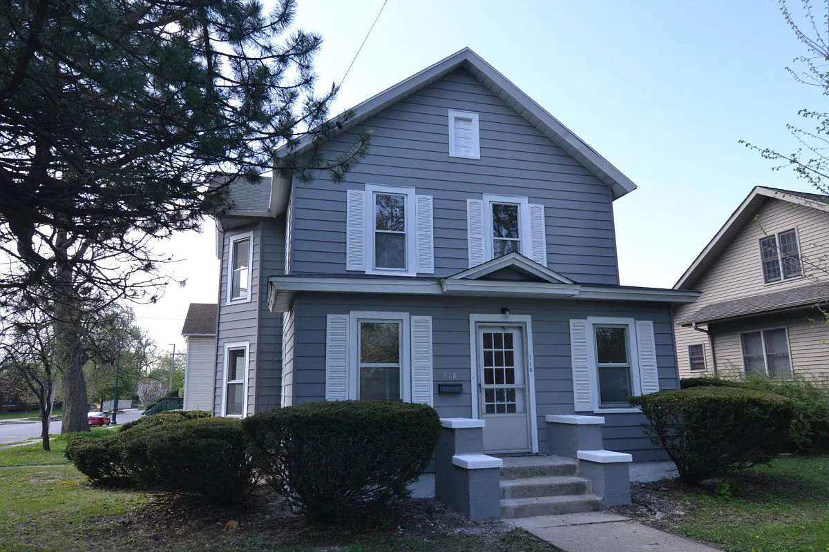 718 W Marion St photo 1