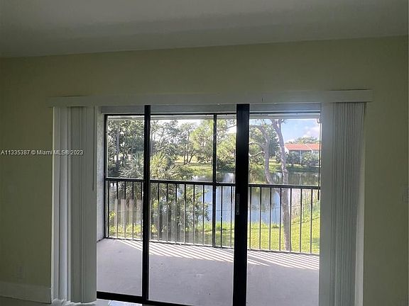 3rd image of 4885 Lake Arjaro Dr #4835