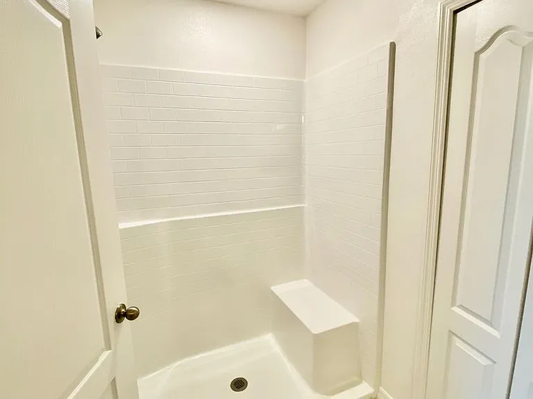 999 Cumberland Dr — Photo 11