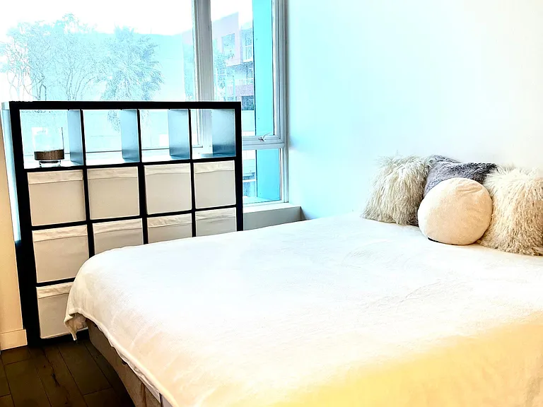 300 Berry St #303 — Photo 10