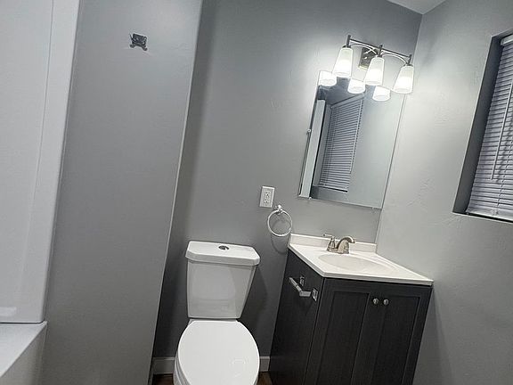 5th image of 317 Smith Ave #315