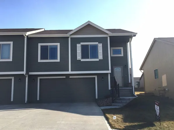 16411 Camden Ave, Omaha, NE 68116