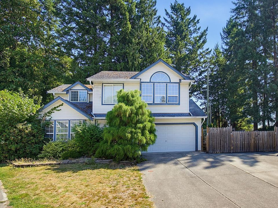 1st image of 32751 Charnley Ave