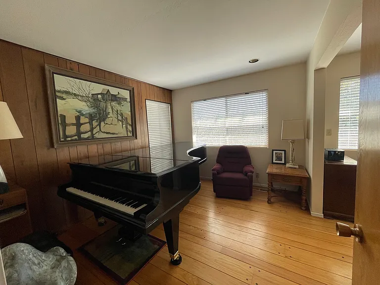 Truman Dr — Photo 11