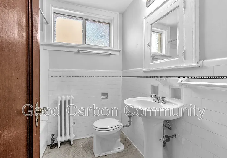 2106 Delaware Ave #10 — Photo 9