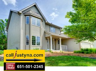 8139 Boulder Ridge Rd, Woodbury, MN 55125