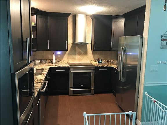 4th image of 5855 Crane Pl