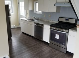 30 Graham St APT 2R, Gardner, MA 01440