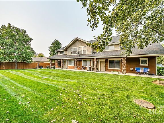 2nd image of 9993 W Rosecroft Dr #102