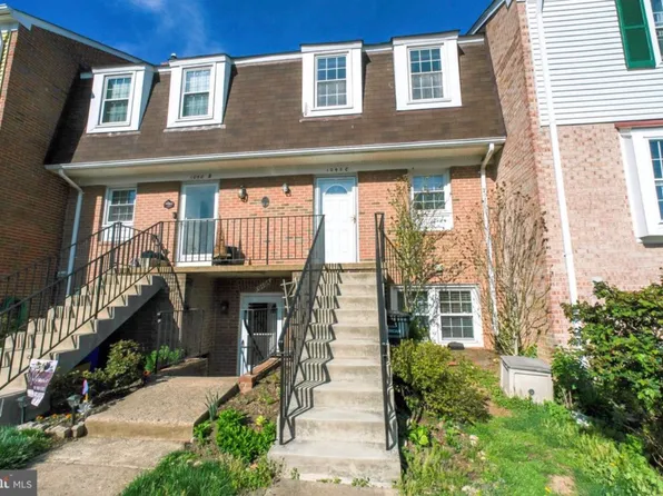 1040 Brixton Ct #C, Sterling, VA 20164