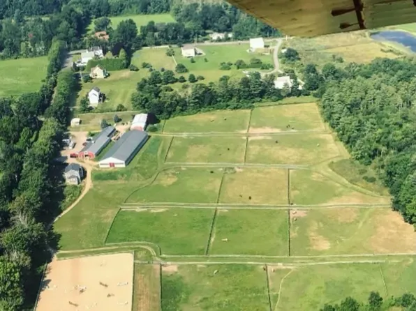 21 Stumpfield Road, East Kingston, NH 03827