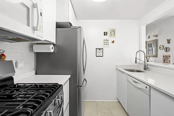 Rented by Compass | media 6