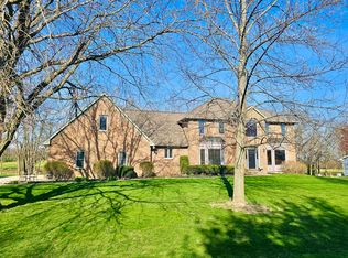 9852 Old Sawmill Rd, Bloomington, IL 61705