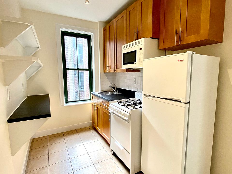 1st image of 536 E 79th St APT 5A