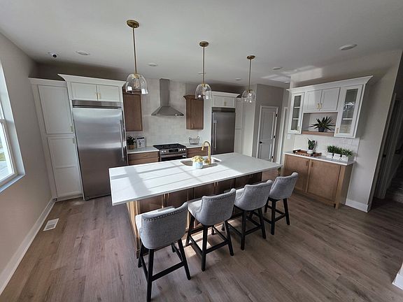 3rd image of 1178 Putman Pl