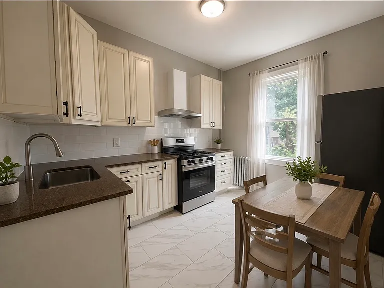 166 Grant Ave #1 — Photo 4