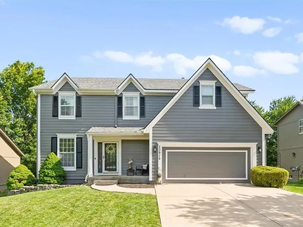 13920 W 143rd Ct, Olathe, KS 66062