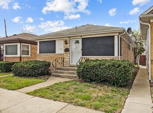 742 Bellwood Ave, Bellwood, IL 60104