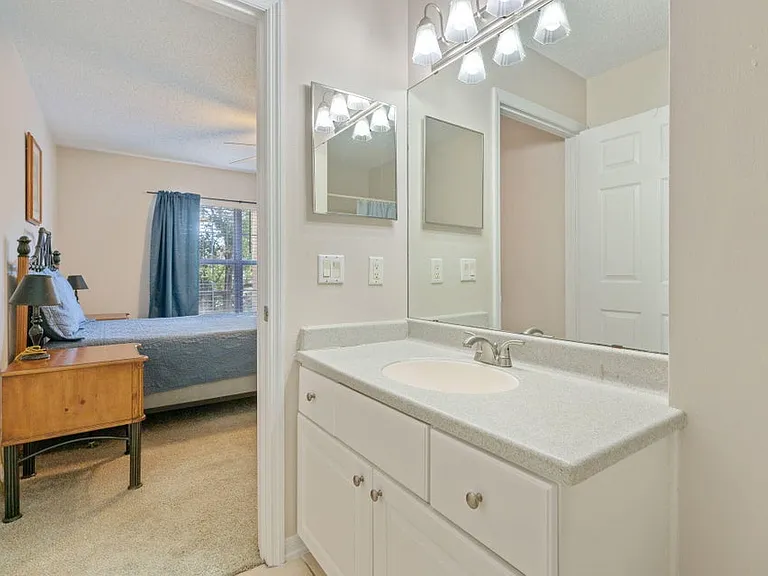 4274 Calinda Ln #127 — Photo 13