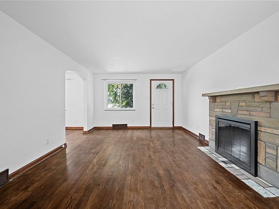 5th image of 2375 Whited St
