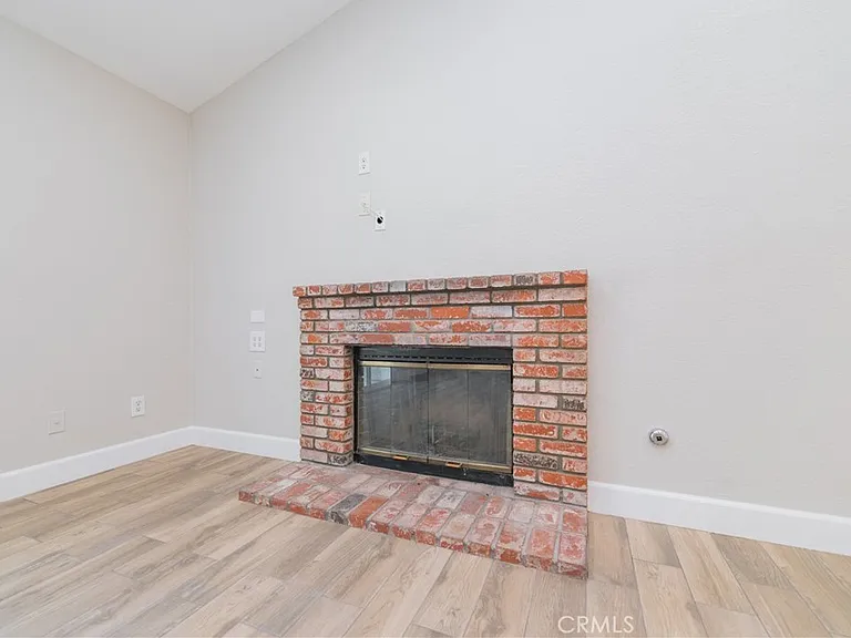 12032 Weeping Willow Ln — Photo 4