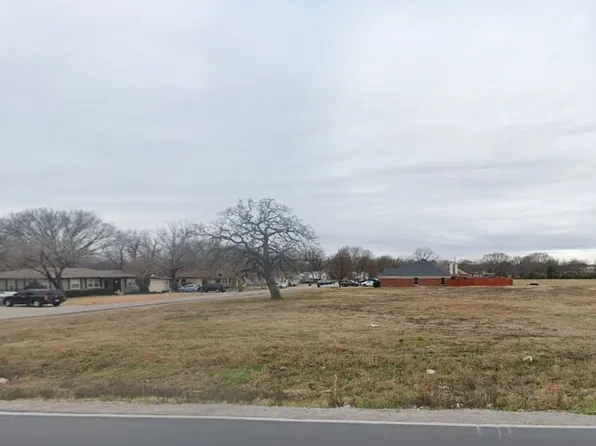 2607 Hickory Tree Rd, Balch Springs, TX 75180