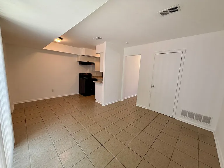68 Village Dr — Photo 9