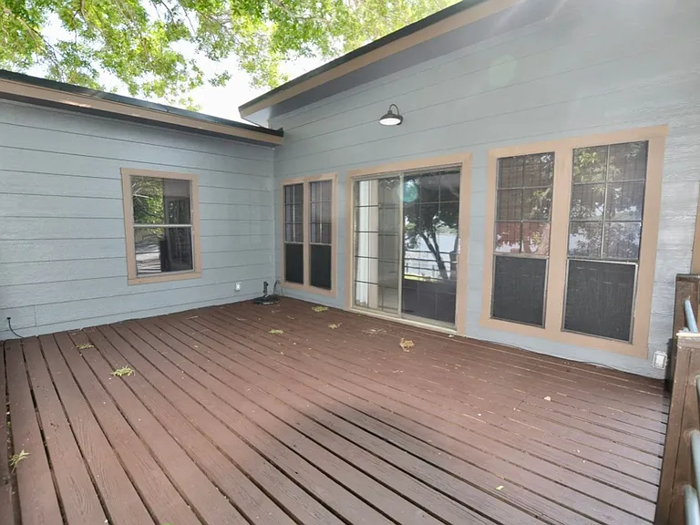 1937 E Lake Dr — Photo 22