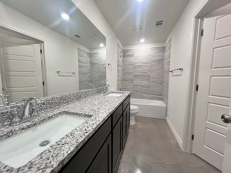 1239 Concord Dr — Photo 8