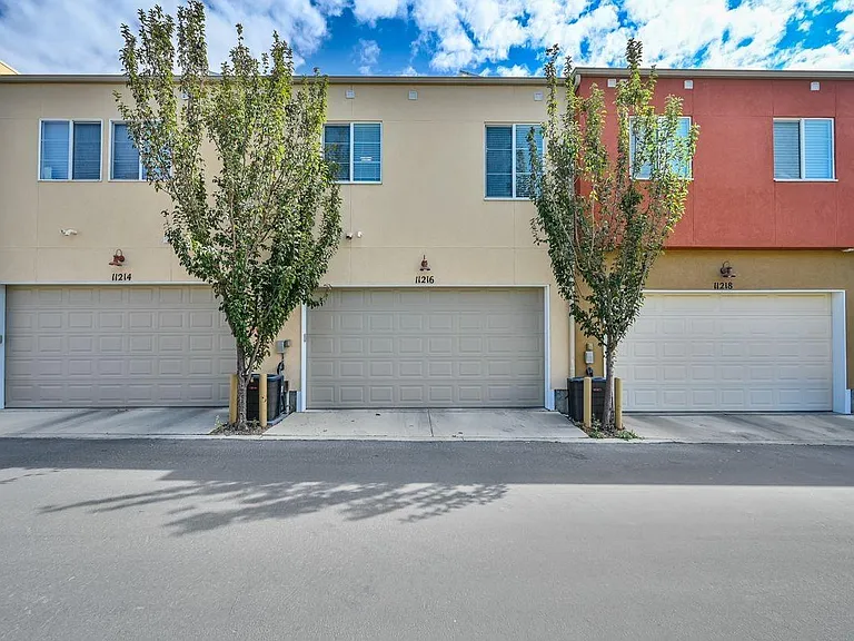 11216 S Summer Heights Dr W — Photo 28