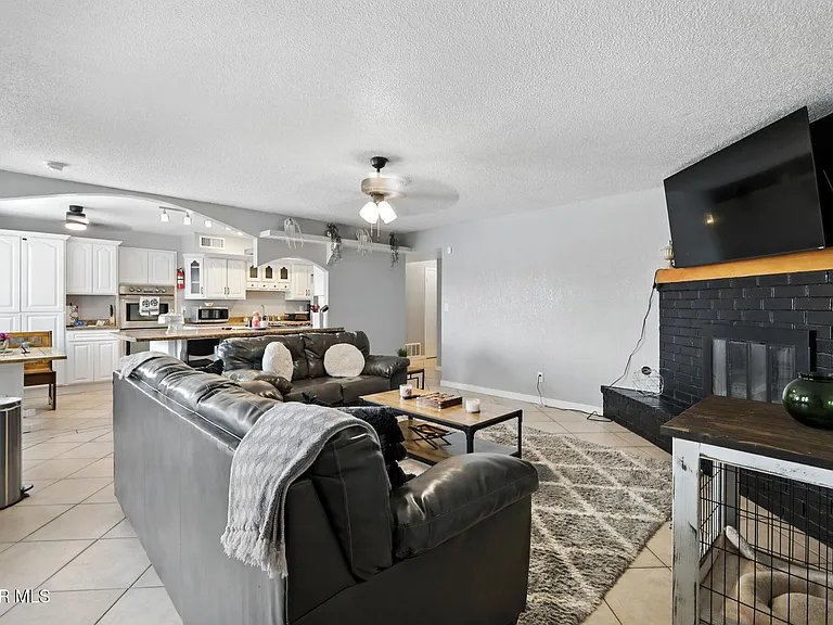 329 Sereno Dr — Photo 6