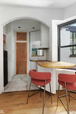 Rented by Brown Harris Stevens | media 16